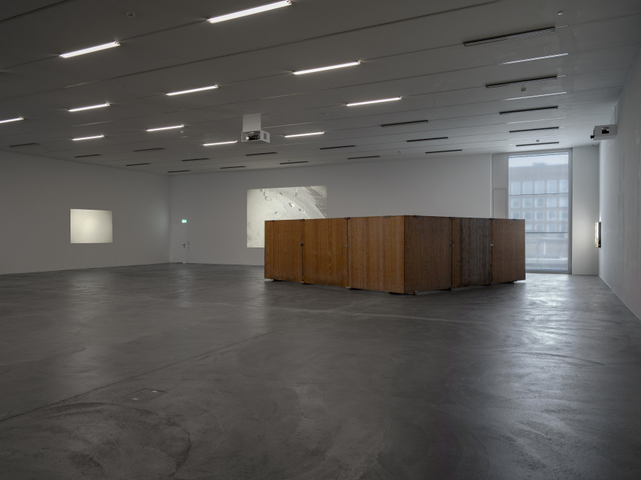Klara Lidén, Over out und above, Kunsthalle Zürich, 2025. Image: Cedric Mussano