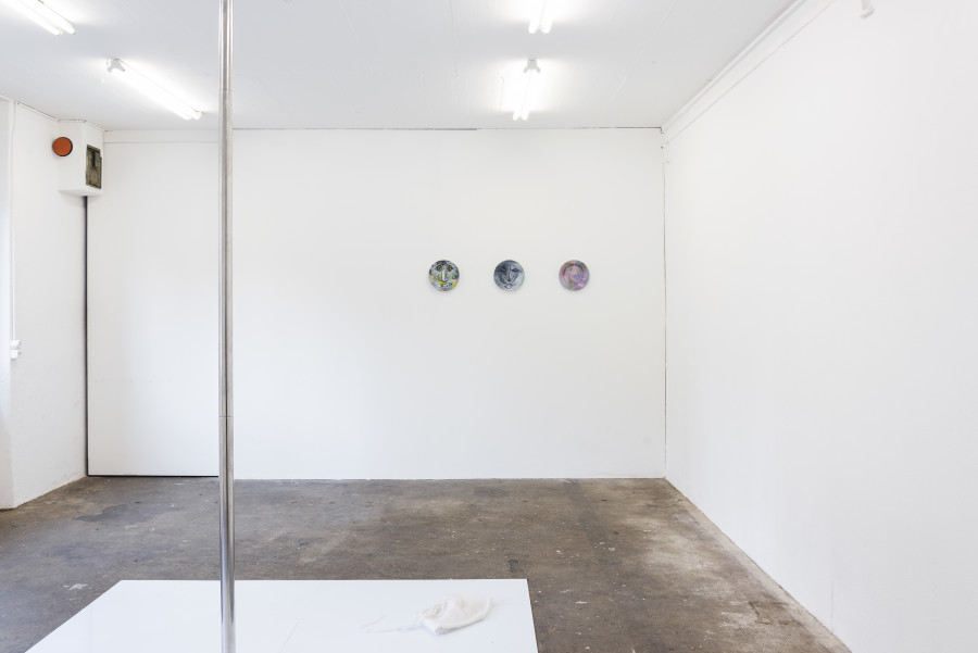 Exhibition view « Meet Me Halfway » at WallStreet, Fribourg, 2023 / Photo: Remy Ugarte / Courtesy: the artist and WallStreet.